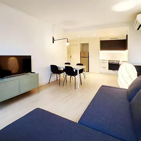 Moderno Apartamento En Terrassa Centro Exterior foto