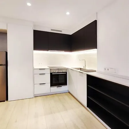 Moderno Apartamento En Terrassa Centro Exterior foto
