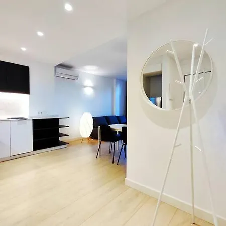Moderno Apartamento En Terrassa Centro Exterior foto